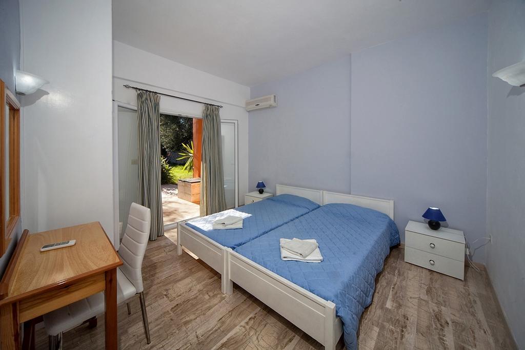 Joanna Sea View Apartments Барбати Номер фото