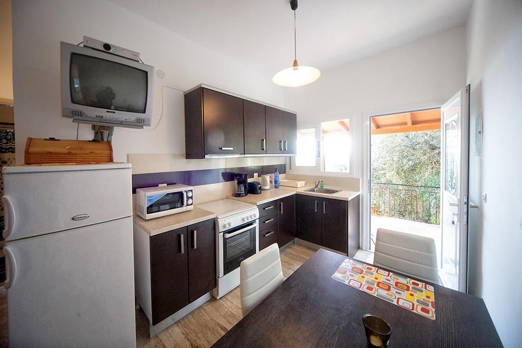 Joanna Sea View Apartments Барбати Номер фото