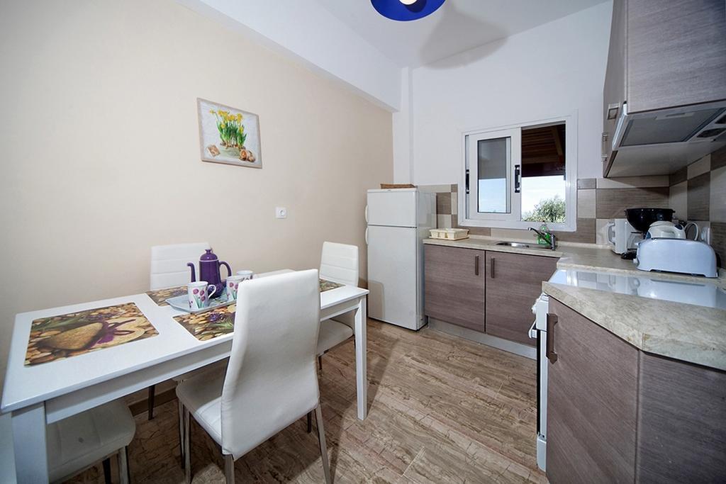 Joanna Sea View Apartments Барбати Номер фото